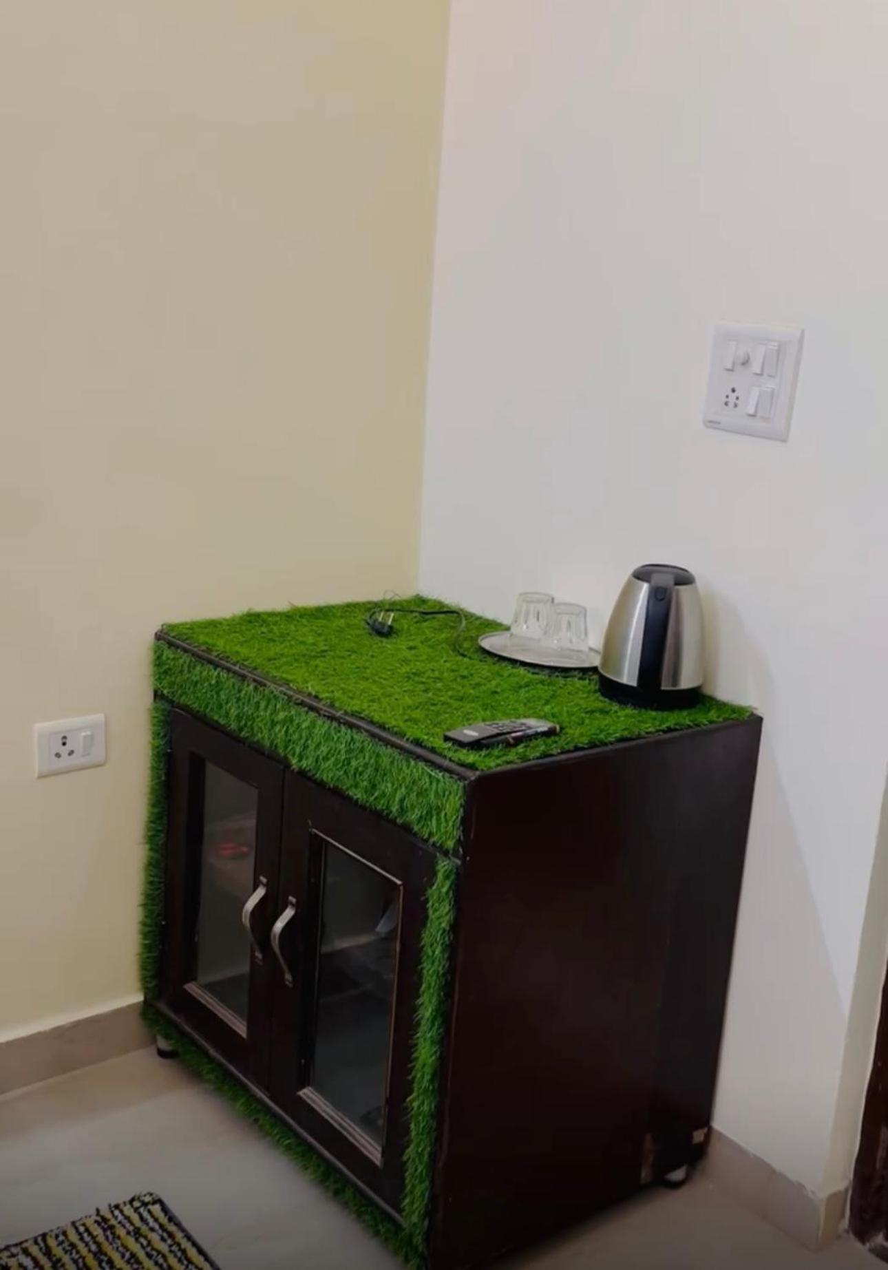 Baikunth Dham, 144 Homestay Vrindavan